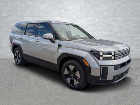 New 2026 Hyundai Santa Fe SE image 2