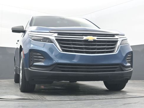 Used 2024 Chevrolet Equinox LS w/ LS Convenience Package FWD image 19