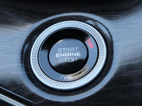 Used 2024 Jeep Grand Cherokee Limited 4xe AWD/4WD image 50