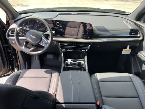 New 2026 Chevrolet Traverse LT w/ LPO, Floor Liner Package image 21