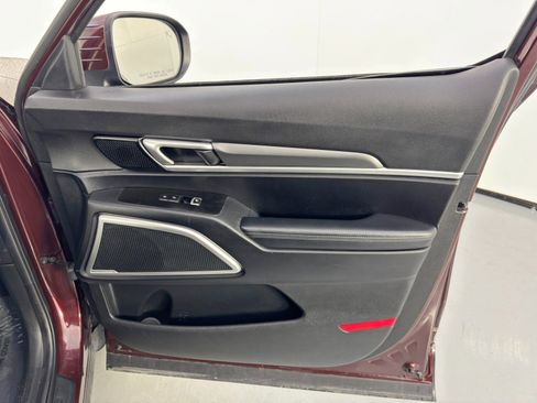 Used 2022 Kia Telluride S image 45