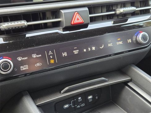 New 2026 Kia Sportage X-Line image 14