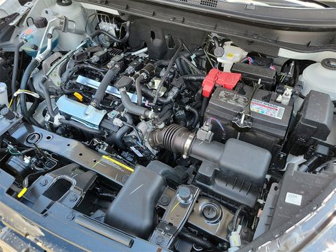 New 2024 Nissan Kicks SV image 13