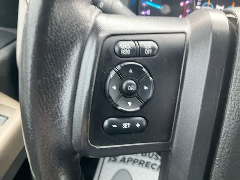 Used 2016 Ford F250 Lariat image 19