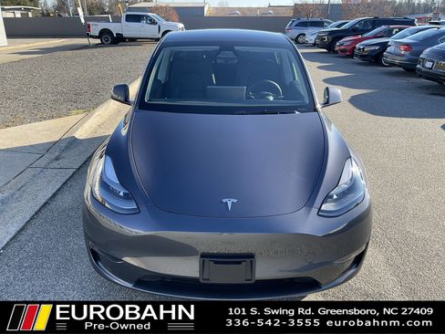 Used 2023 Tesla Model Y Long Range image 24