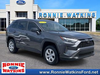 Used 2024 Toyota RAV4 LE FWD video 1