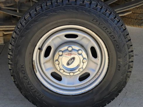 Used 2011 Ford F250 XL w/ XL Value Pkg AWD/4WD image 26