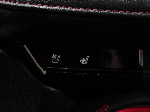 Used 2019 Chevrolet Blazer RS image 41