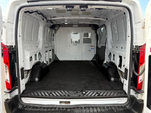 Used 2019 Ford Transit 250 130 Low Roof image 24
