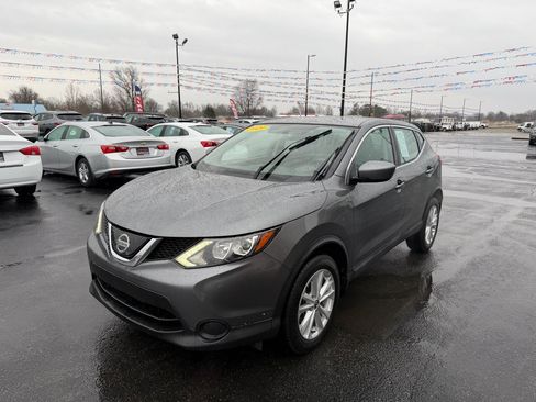 Used 2019 Nissan Rogue Sport S w/ Appearance Package image 9