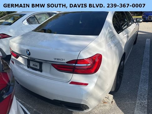 Used 2019 BMW 750i w/ Executive Package image 54