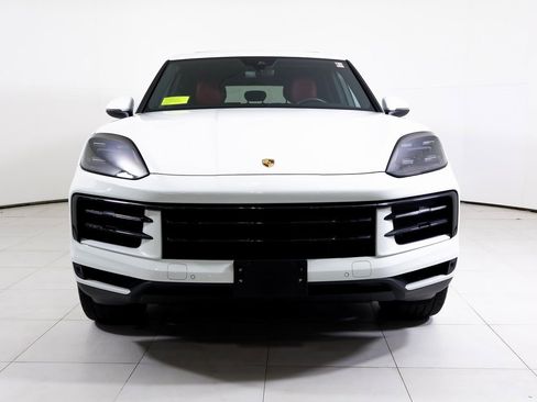 Certified 2024 Porsche Cayenne S image 24