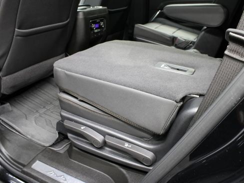 Used 2025 Chevrolet Tahoe High Country AWD/4WD image 72