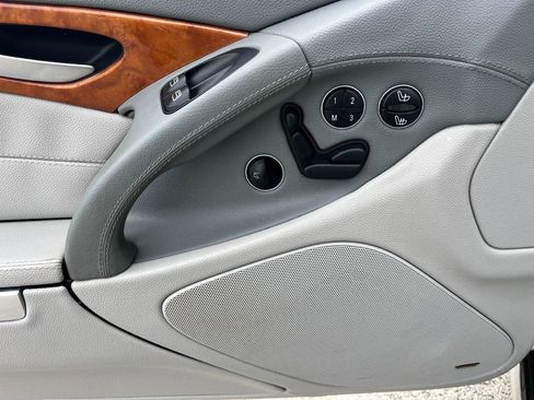 Used 2005 Mercedes-Benz SL 500 image 23