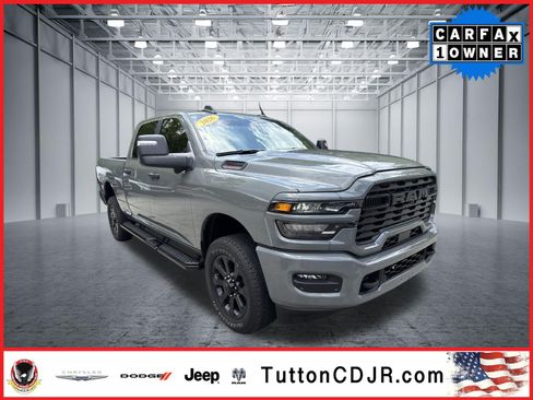 Used 2026 RAM 2500 Big Horn AWD/4WD image 1