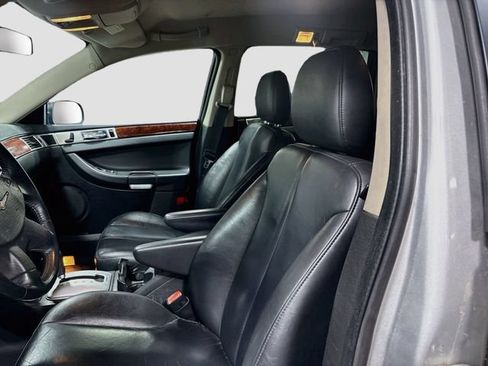 Used 2005 Chrysler Pacifica Touring FWD image 10