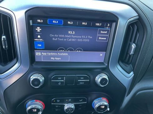 Used 2022 GMC Sierra 3500 SLE w/ SLE Value Package image 10