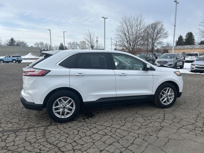 Certified 2022 Ford Edge SEL