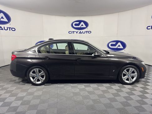 Used 2017 BMW 330e image 2