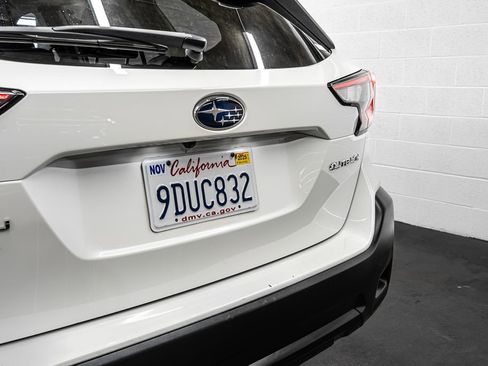 Used 2023 Subaru Outback Premium image 16