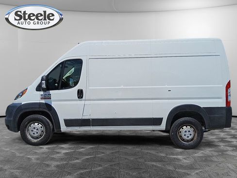 Used 2020 RAM ProMaster 2500 w/ Interior Convenience Group FWD image 2