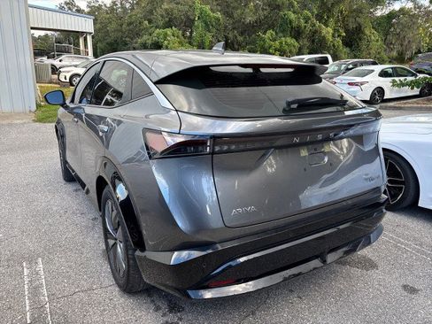 Used 2024 Nissan Ariya FWD image 7