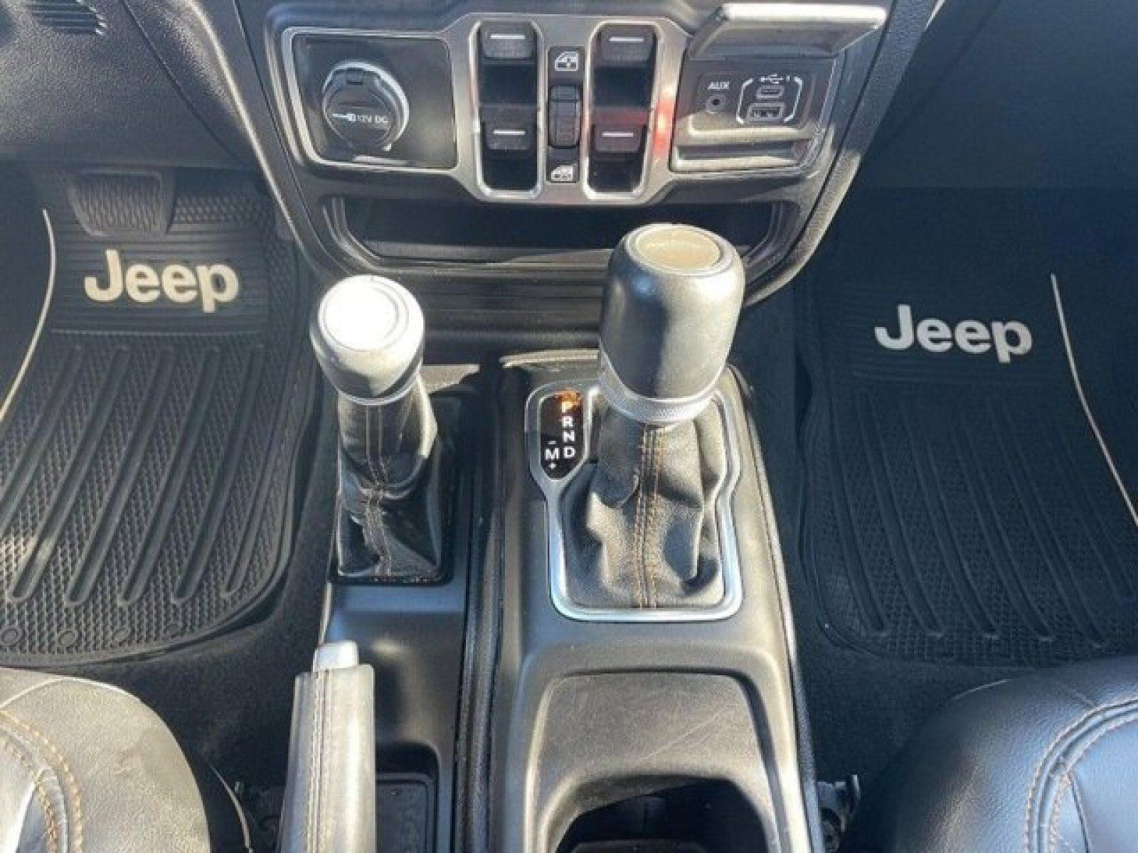 Used 2021 Jeep Gladiator Overland AWD/4WD image 31