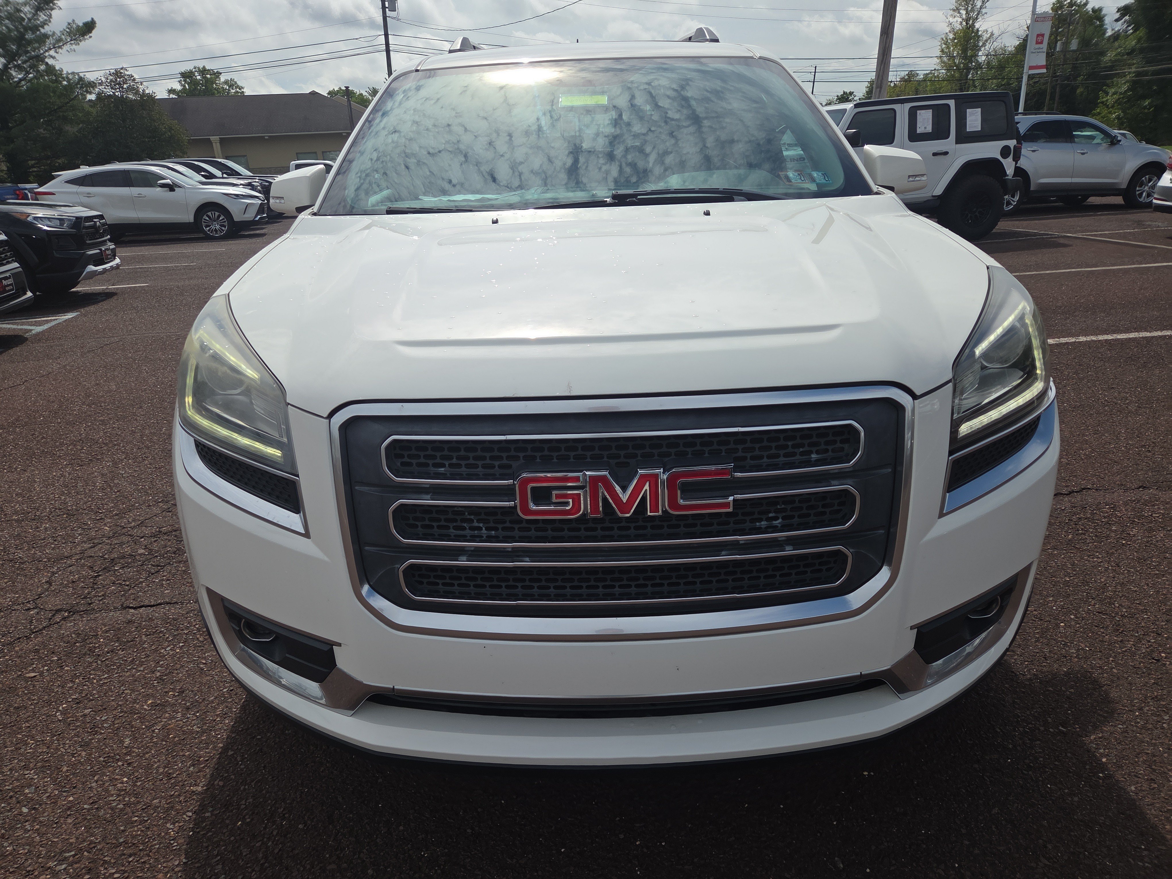 Used 2014 GMC Acadia SLT AWD/4WD image 8