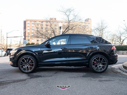 Used 2021 Audi Q8 Premium Plus w/ Premium Plus Package image 4