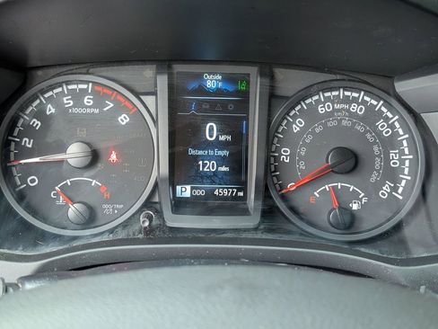 Used 2023 Toyota Tacoma SR RWD image 17