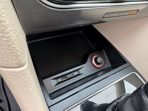 Used 2018 Volkswagen Passat 2.0T R-Line image 28