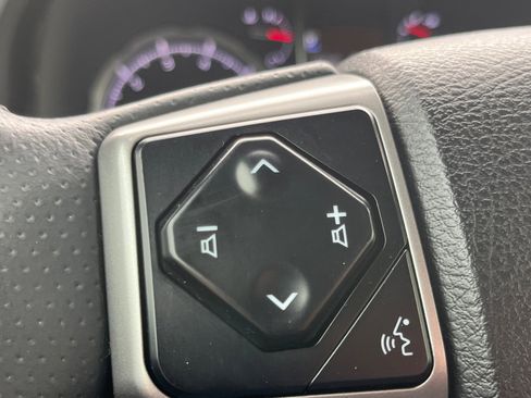 Used 2021 Toyota 4Runner Limited image 15