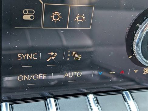 New 2026 GMC Acadia Elevation image 14