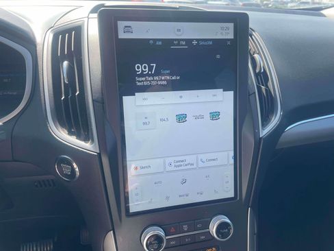 Used 2021 Ford Edge SEL image 8