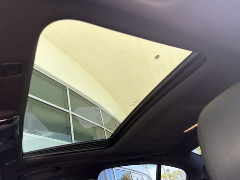 Used 2023 BMW 530i w/ Convenience Package RWD image 16