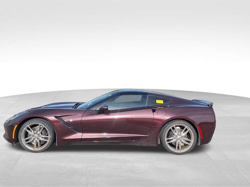 Certified 2018 Chevrolet Corvette Stingray Coupe w/ Z51 1LT image 16