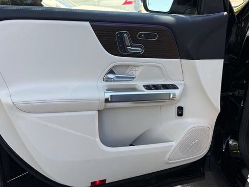 New 2026 Mercedes-Benz GLB 250 image 17