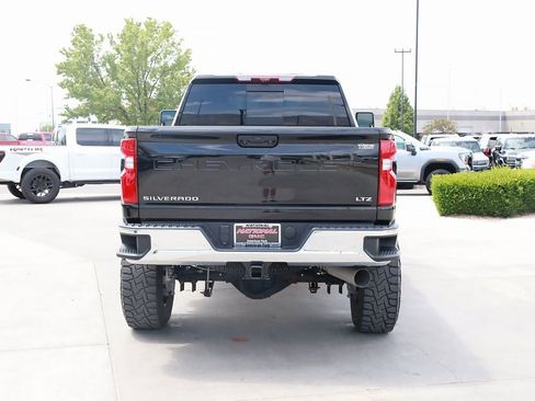 Used 2021 Chevrolet Silverado 3500 LTZ w/ LTZ Plus Package image 5
