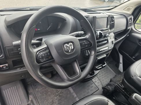 Used 2023 RAM ProMaster 2500 FWD image 7