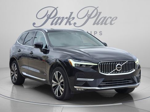 Used 2023 Volvo XC60 B5 Plus w/ Protection Package Premier AWD/4WD image 8