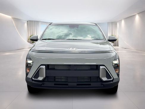 New 2026 Hyundai Kona SE image 12