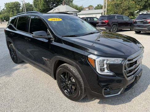 Used 2023 GMC Terrain AT4 w/ Tech Package AWD/4WD image 7