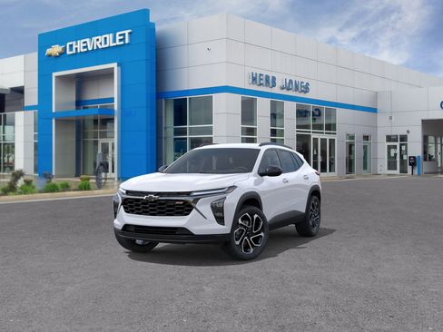 New 2026 Chevrolet Trax RS w/ Driver Confidence Package image 8