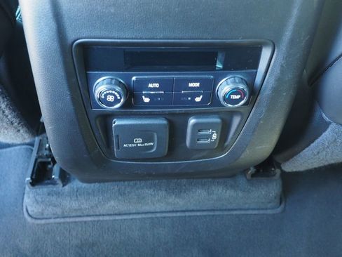 Used 2023 Buick Enclave Avenir w/ Avenir Technology Package FWD image 17
