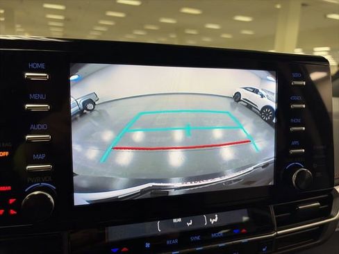 Used 2024 Toyota Sienna XSE w/ XSE Plus Package image 24