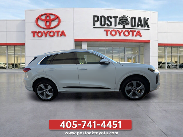 Used 2025 Audi Q5 Premium Plus w/ Premium Plus AWD/4WD image 8
