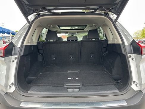 Certified 2023 Nissan Rogue SL w/ SL Premium Package AWD/4WD image 17
