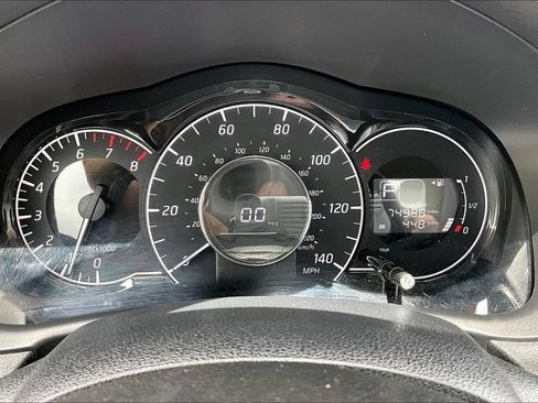 Used 2019 Nissan Versa Note SV FWD image 25
