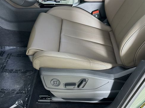 New 2025 Audi Q5 Prestige image 19