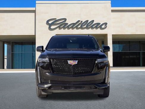 Certified 2024 Cadillac Escalade Sport Platinum image 9